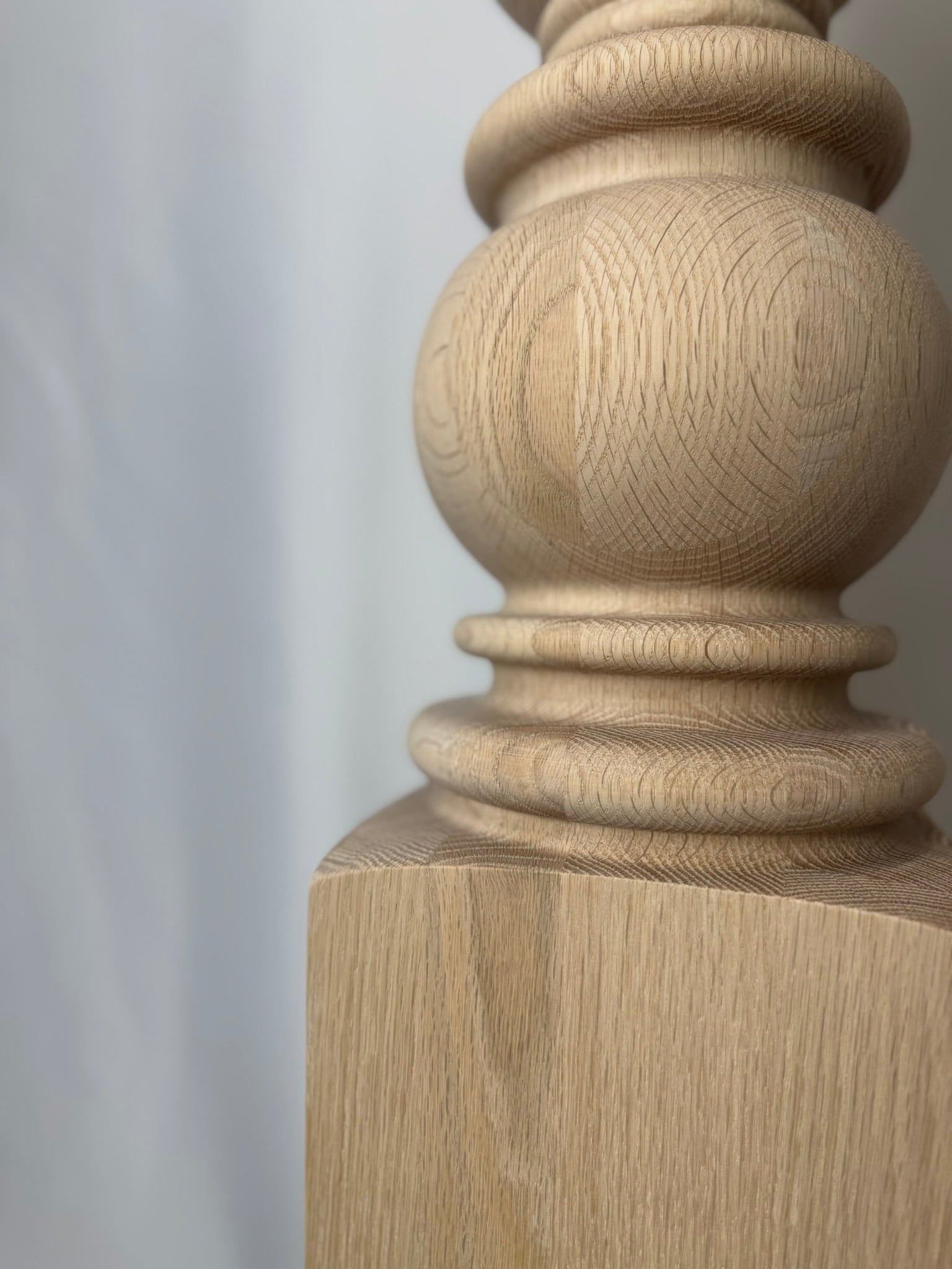 Turned Newel Post NP040