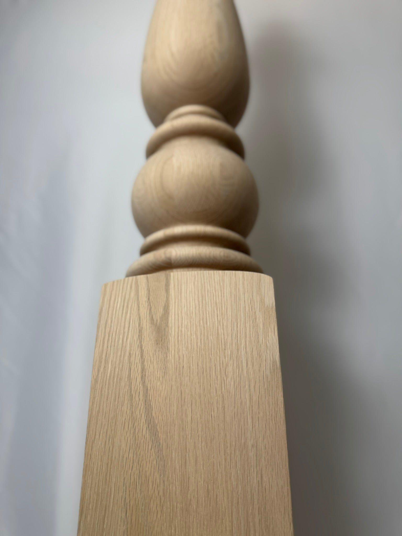 Turned Newel Post NP040