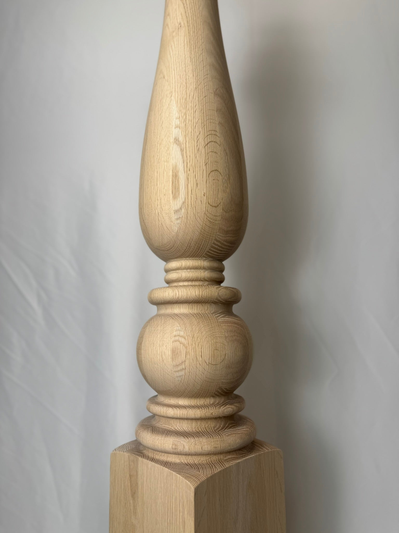 Turned Newel Post NP040