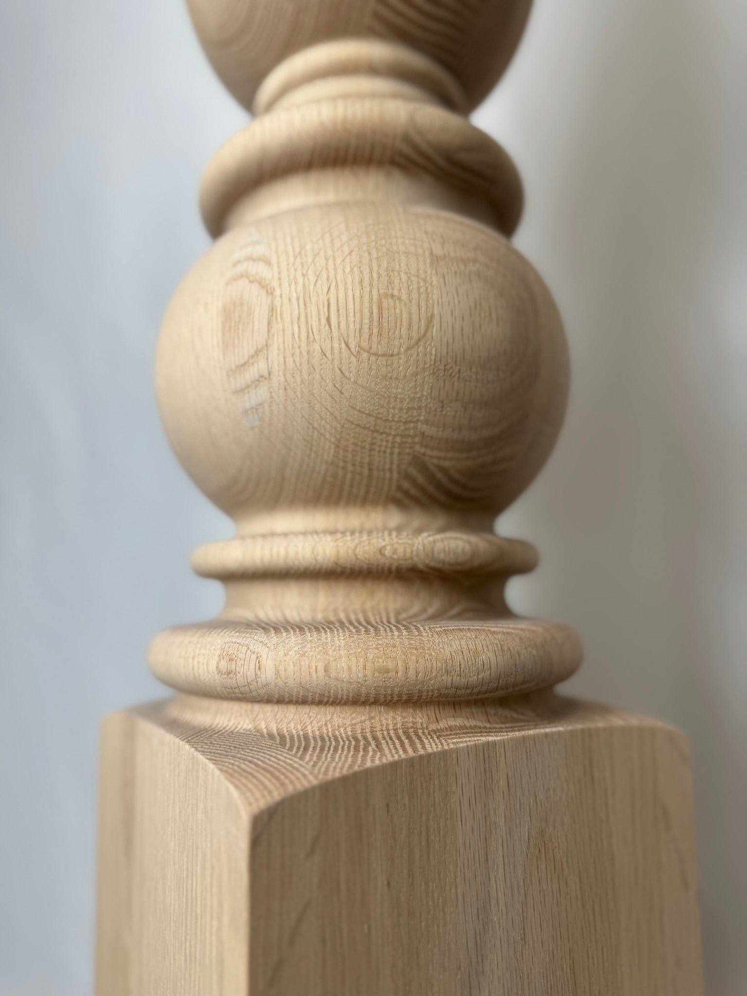 Turned Newel Post NP040