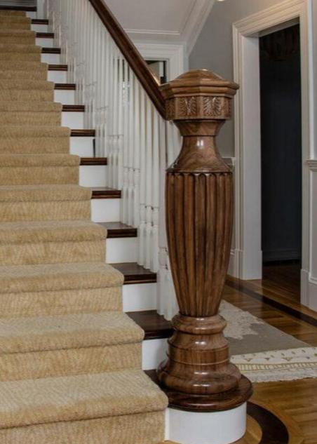 Big Column Newel Post With Staircase