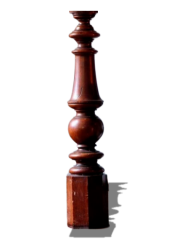 Turned Newel Post. NP039