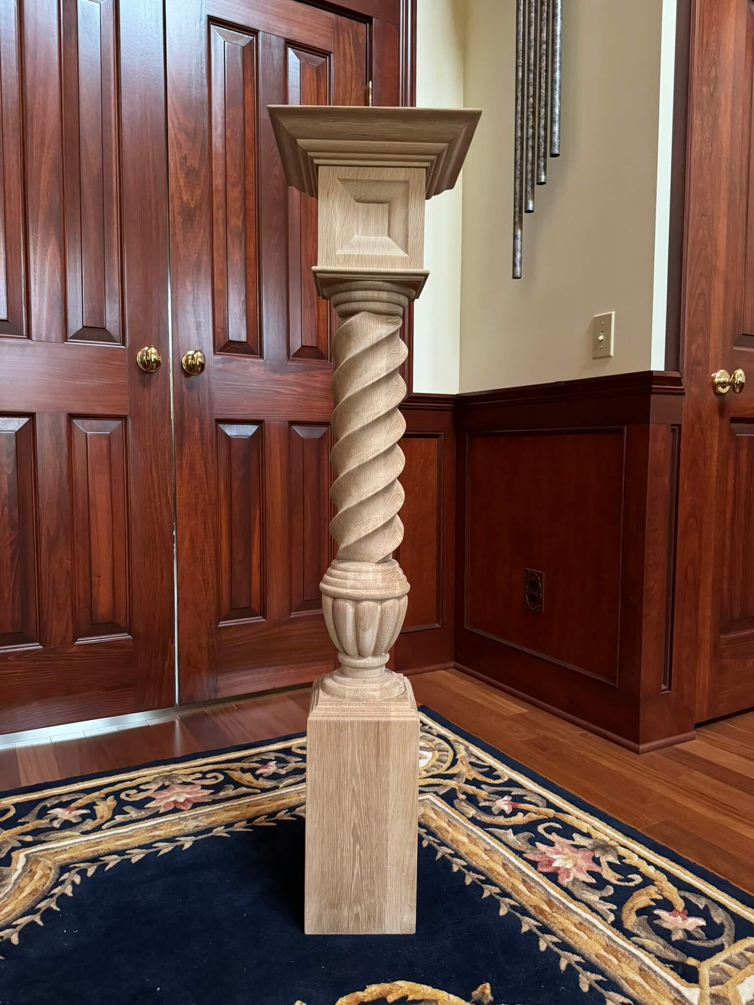 Spiral Groove Big Newel Post NP002